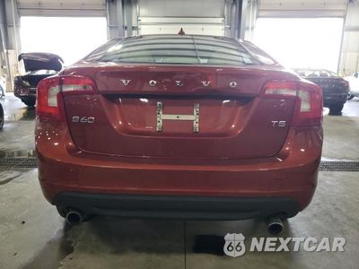 Zdjęcie 6 z 12 samochodu: 2013 VOLVO S60 T5 VIN:YV1612FS2D2211734 - miniatura