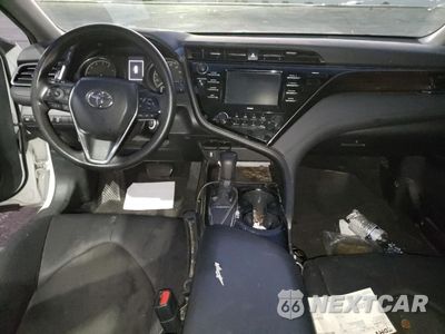 Zdjęcie 8 z 12 samochodu: 2020 TOYOTA CAMRY LE VIN:4T1C11AKXLU869195 - miniatura