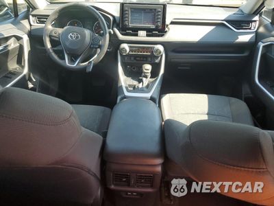 Zdjęcie 8 z 15 samochodu: 2021 TOYOTA RAV4 XLE VIN:2T3P1RFV9MC229685 - miniatura