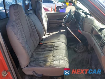 Zdjęcie 10 z 12 samochodu: 1995 DODGE RAM 2500 VIN:1B7KF26C6SS171718 - miniatura