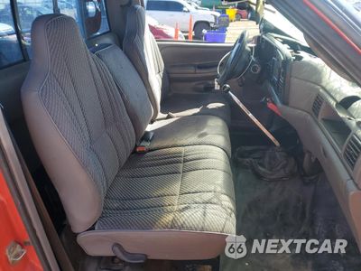 Zdjęcie 10 z 12 samochodu: 1995 DODGE RAM 2500 VIN:1B7KF26C6SS171718 - miniatura
