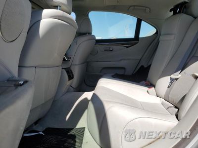 Zdjęcie 10 z 12 samochodu: 2009 LEXUS LS 460 VIN:JTHCL46F795003354 - miniatura