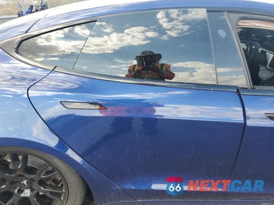 Zdjęcie 10 z 14 samochodu: 2023 TESLA MODEL S VIN:5YJSA1E53PF500147 - miniatura