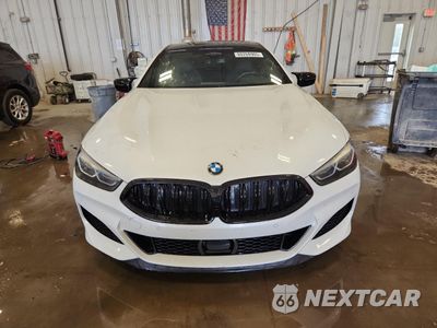 Piąte zdjęcie samochodu w środku: 2020 BMW M850XI VIN:WBAGV8C03LBP48872 - miniatura