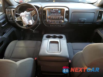 Zdjęcie 8 z 12 samochodu: 2018 CHEVROLET SILVERADO K1500 LT VIN:3GCUKREC3JG299046 - miniatura