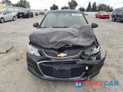 Piąte zdjęcie samochodu w środku: 2017 CHEVROLET SONIC LT VIN:1G1JD5SG7H4133464 - miniatura