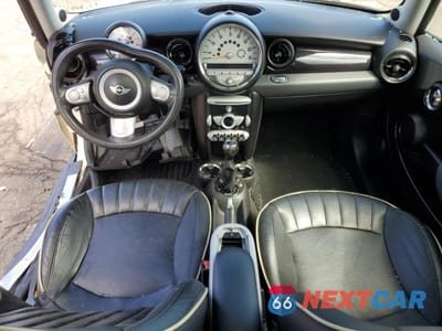 Zdjęcie 8 z 13 samochodu: 2008 MINI COOPER S CLUBMAN VIN:WMWMM33548TP70966 - miniatura