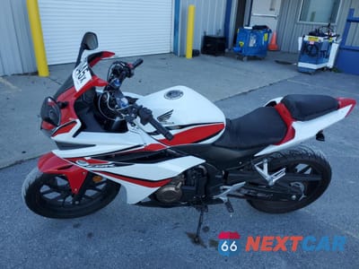 Trzecie zdjęcie samochodu z tyłu: 2018 HONDA CBR500 R VIN:MLHPC4412J5500145 - miniatura
