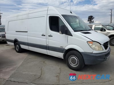 Czwarte zdjęcie samochodu z boku: 2012 MERCEDES-BENZ SPRINTER 2500 VIN:WD3PE8CC6C5626920 - miniatura