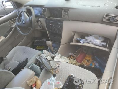 Zdjęcie 8 z 12 samochodu: 2005 TOYOTA COROLLA CE VIN:1NXBR32E45Z389195 - miniatura