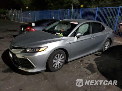 2021 TOYOTA CAMRY LE 4T1C31AK2MU027771 - główne zdjęcie licytacji z USA - miniatura