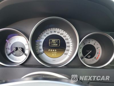 Zdjęcie 9 z 14 samochodu: 2012 MERCEDES-BENZ C 250 VIN:WDDGJ4HB9CF763604 - miniatura