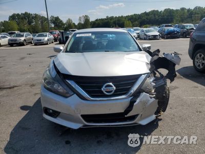 Piąte zdjęcie samochodu w środku: 2017 NISSAN ALTIMA 3.5SL VIN:1N4BL3AP1HC147005 - miniatura