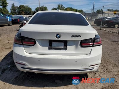 Zdjęcie 6 z 13 samochodu: 2016 BMW 328 XI SULEV VIN:WBA8E3G51GNT76983 - miniatura