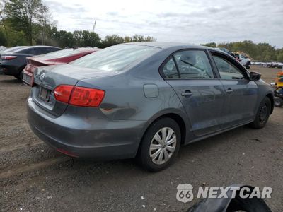 Trzecie zdjęcie samochodu z tyłu: 2014 VOLKSWAGEN JETTA BASE VIN:3VW2K7AJ7EM231420 - miniatura