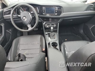 Zdjęcie 8 z 12 samochodu: 2021 VOLKSWAGEN JETTA S VIN:3VWC57BU3MM093118 - miniatura