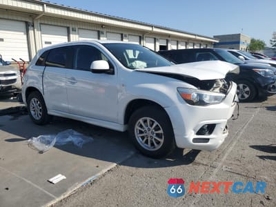 Czwarte zdjęcie samochodu z boku: 2011 MITSUBISHI OUTLANDER SPORT ES VIN:JA4AP3AU6BZ008339 - miniatura