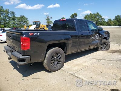 Trzecie zdjęcie samochodu z tyłu: 2018 CHEVROLET SILVERADO K1500 LT VIN:2GCVKREC2J1100761 - miniatura