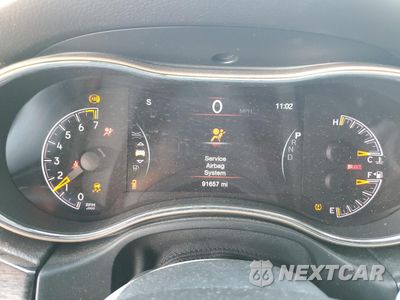 Zdjęcie 9 z 15 samochodu: 2017 JEEP GRAND CHEROKEE LAREDO VIN:1C4RJFAG2HC612309 - miniatura
