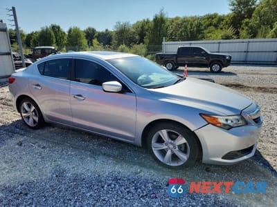 Czwarte zdjęcie samochodu z boku: 2013 ACURA ILX 20 TECH VIN:19VDE1F71DE000933 - miniatura