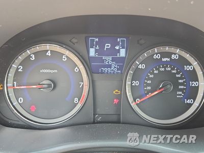 Zdjęcie 9 z 12 samochodu: 2015 HYUNDAI ACCENT GLS VIN:KMHCT4AE4FU799137 - miniatura