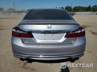 Zdjęcie 6 z 15 samochodu: 2017 HONDA ACCORD SPORT VIN:1HGCR2F57HA260288 - miniatura