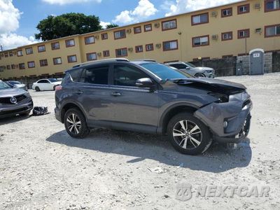 Czwarte zdjęcie samochodu z boku: 2017 TOYOTA RAV4 XLE VIN:2T3WFREV9HW386152 - miniatura