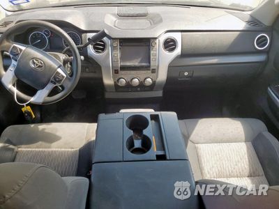 Zdjęcie 8 z 12 samochodu: 2014 TOYOTA TUNDRA CREWMAX SR5 VIN:5TFEM5F17EX069273 - miniatura