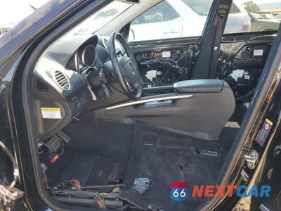 Zdjęcie 7 z 13 samochodu: 2006 MERCEDES-BENZ ML 350 VIN:4JGBB86E06A005718 - miniatura