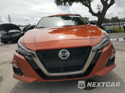 Piąte zdjęcie samochodu w środku: 2020 NISSAN ALTIMA SR VIN:1N4BL4CV8LC191920 - miniatura