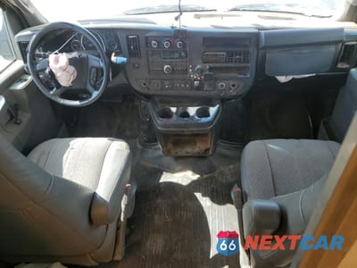 Zdjęcie 8 z 13 samochodu: 2021 GMC SAVANA CUTAWAY G3500 VIN:7GZ37SC75MN001329 - miniatura