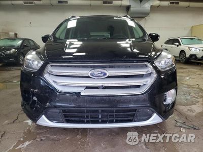 Piąte zdjęcie samochodu w środku: 2019 FORD ESCAPE SE VIN:1FMCU9GDXKUA31603 - miniatura