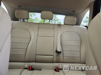 Zdjęcie 10 z 16 samochodu: 2021 MERCEDES-BENZ GLC 300 4MATIC VIN:W1N0G8EB8MF903786 - miniatura