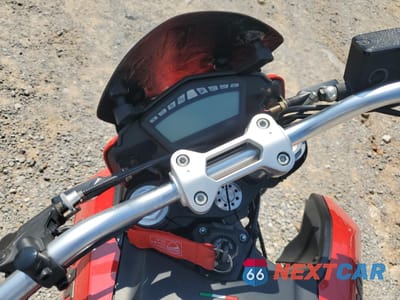 Zdjęcie 7 z 10 samochodu: 2013 DUCATI HYPERMOTARD HYPERSTRADA VIN:ZDM1YBTS0DB002755 - miniatura