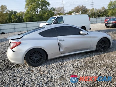 Trzecie zdjęcie samochodu z tyłu: 2011 HYUNDAI GENESIS COUPE 2.0T VIN:KMHHT6KD0BU059473 - miniatura