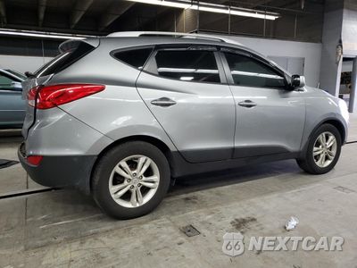 Trzecie zdjęcie samochodu z tyłu: 2011 HYUNDAI TUCSON GLS VIN:KM8JU3AC5BU174947 - miniatura
