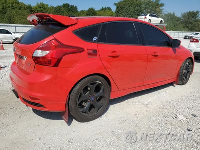 Trzecie zdjęcie samochodu z tyłu: 2013 FORD FOCUS ST VIN:1FADP3L92DL196817 - miniatura