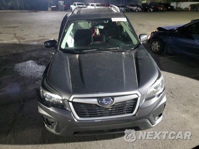 Piąte zdjęcie samochodu w środku: 2020 SUBARU FORESTER PREMIUM VIN:JF2SKAJC3LH559597 - miniatura