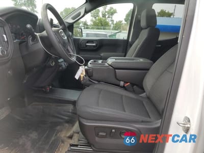 Zdjęcie 7 z 13 samochodu: 2026 GMC SIERRA VIN:1GTRUAED6TZ110970 - miniatura