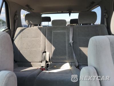 Zdjęcie 10 z 13 samochodu: 2005 TOYOTA SEQUOIA SR5 VIN:5TDBT44A95S256121 - miniatura