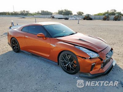 Czwarte zdjęcie samochodu z boku: 2017 NISSAN GT-R PREMIUM VIN:JN1AR5EF3HM820634 - miniatura