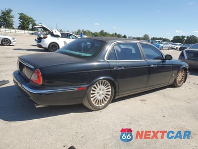Trzecie zdjęcie samochodu z tyłu: 2007 JAGUAR VANDENPLAS VIN:SAJWA82B67SH16957 - miniatura
