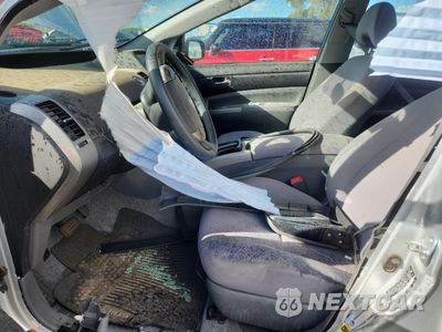 Zdjęcie 7 z 13 samochodu: 2006 TOYOTA PRIUS VIN:JTDKB20U667074606 - miniatura