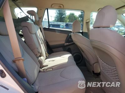 Zdjęcie 11 z 13 samochodu: 2006 TOYOTA RAV4 LIMITED VIN:JTMBD31V765024896 - miniatura