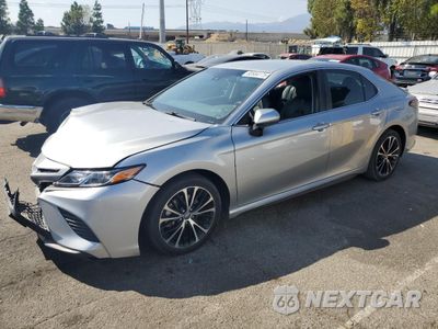 2018 TOYOTA CAMRY L 4T1B11HK1JU127329 - główne zdjęcie licytacji z USA - miniatura