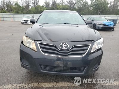 Piąte zdjęcie samochodu w środku: 2010 TOYOTA CAMRY BASE VIN:4T4BF3EK5AR044221 - miniatura