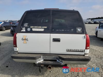 Zdjęcie 6 z 12 samochodu: 1999 CHEVROLET SUBURBAN K2500 VIN:1GNGK26J1XJ542188 - miniatura