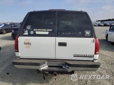 Zdjęcie 6 z 12 samochodu: 1999 CHEVROLET SUBURBAN K2500 VIN:1GNGK26J1XJ542188 - miniatura