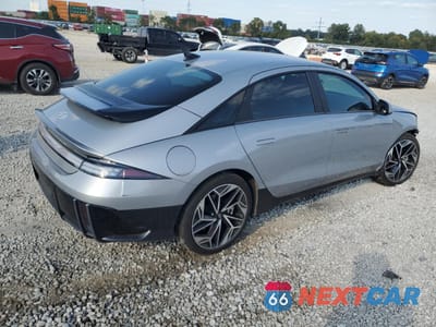 Trzecie zdjęcie samochodu z tyłu: 2023 HYUNDAI IONIQ 6 SEL VIN:KMHM34AA4PA026754 - miniatura