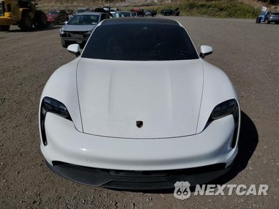 Piąte zdjęcie samochodu w środku: 2021 PORSCHE TAYCAN VIN:WP0AA2Y15MSA17304 - miniatura
